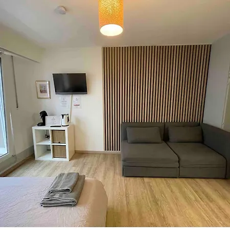 Daire Train Station Lüksemburg